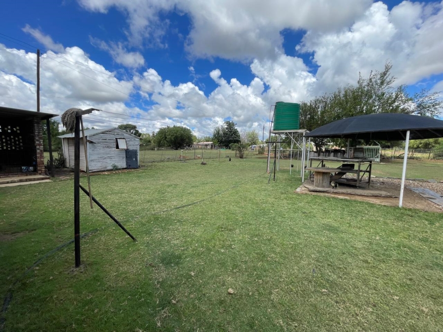 4 Bedroom Property for Sale in Christiana North West